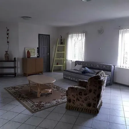 Ruellhome * Felsoors